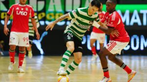 Sporting bate Benfica e vai haver 'negra' na final