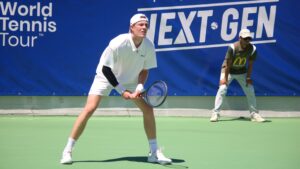 Carl Emil Overbeck conquista o Porto Next Gen