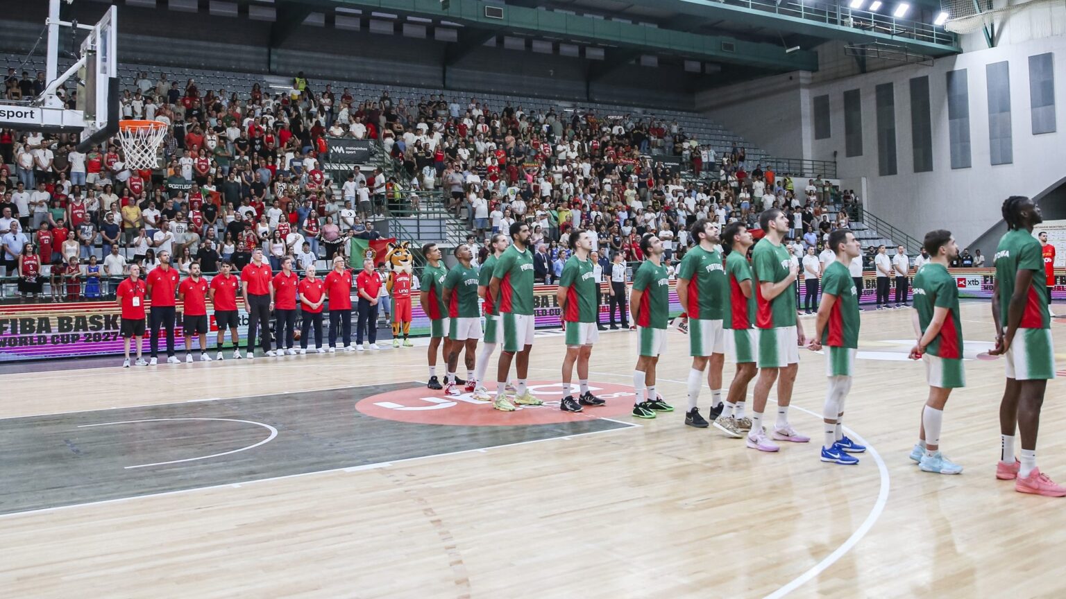 Portugal perde com Montenegro na qualificação para o Mundial