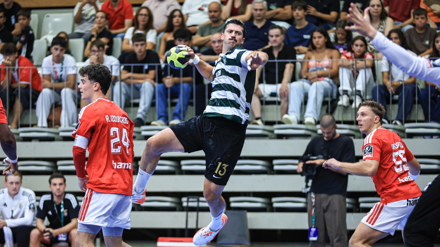 Sporting bate Benfica e conquista a Supertaça