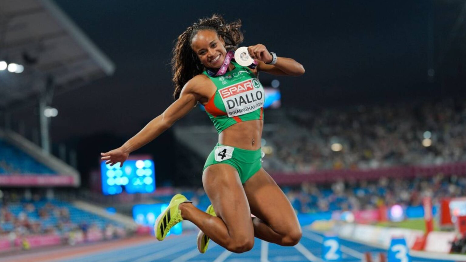 Fatoumata Diallo conquista bronze nos Europeus