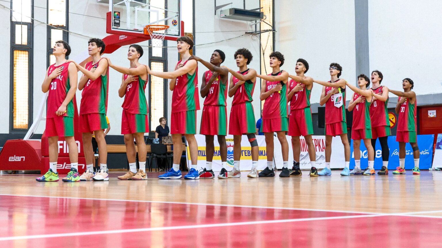 Sub-16 terminam Europeu no 18.º lugar