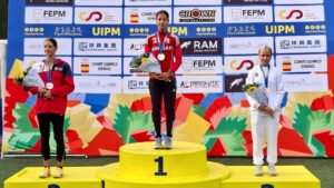 Inês Carvalho vice-campeã mundial sub-15 de Pentatlo Moderno