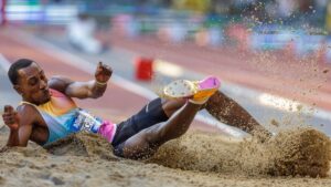 Pedro Pichardo de prata na final da Liga Diamante