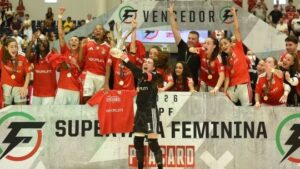 Benfica bate Nun'Álvares e vence 10.ª Supertaça