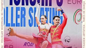 Tripla prata em pares de dança no Europeu de Itália